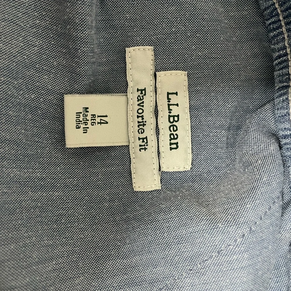 LL Bean Women's Lakewashed Pull-On Chinos, Mid-Rise Chambray Ankle Pants - Picture 3 of 3